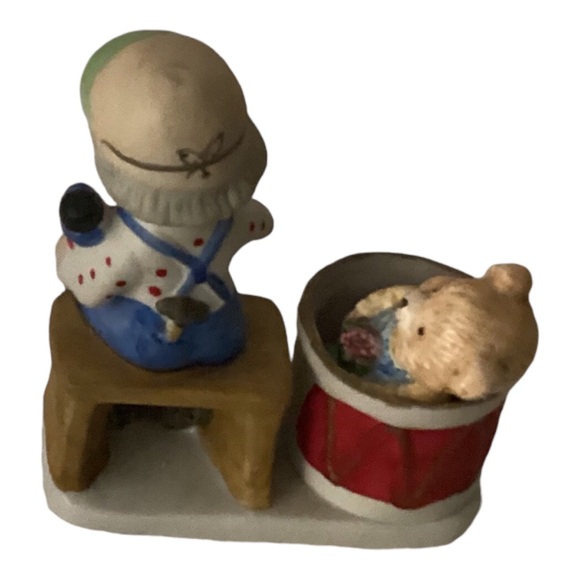 Grandpa Jasco Porcelain Christmas Luvkins Candelholder - Picture 2 of 9